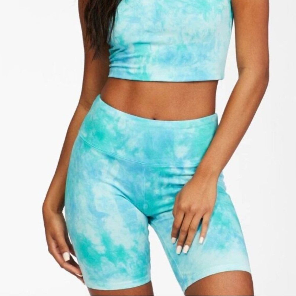 NWT Billabong Biker Babe Blue Tie-Dye Shorts ✧ Size S